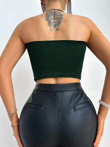 VaVaBold Top ajustada tipo bandeau con bajo asimétrico de unicolor para mujer - Verde Oscuro - Ver 2