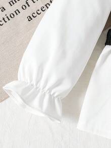 SHEIN Explorewe 女童休闲衬衫套装，卡其色蝴蝶结设计，串珠针织罗纹面料，白色长袖荷叶边下摆衬衫上衣搭配卡其色珍珠喇叭裤，2 件套，适合返校季休闲、时尚、甜美、舒适的户外旅行装 - 黑色 - 查看 3