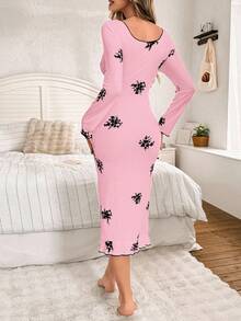 SHEIN Váy ngủ dài tay họa tiết hoa sọc cổ chữ V viền bèo nhún trang trí nơ cho nữ, mùa đông - Hồng - Xem 2