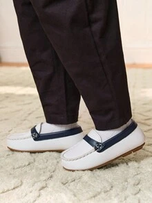 Cozy Pixies 时尚百搭休闲百搭白蓝撞色软底舒适可爱学院风乐福鞋，婴幼儿平底鞋，秋冬季 - 白色 - 查看 2