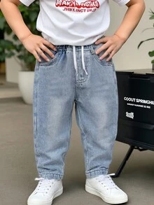 SHEIN 男婴休闲风格牛仔裤，中蓝色牛仔布颜色，锥形剪裁，舒适棉质牛仔布，适合日常外出 - 中等水洗藍 - 查看 6
