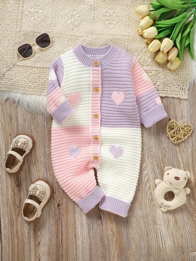SHEIN Dreamy Pink Baby Girl Jumpsuit, Sweet Heart Decor, Round Neck Elegant Long Sleeve Jumpsuit Design, Create Casual Style For Baby, Comfortable, Showcasing Baby's Adorable Charm