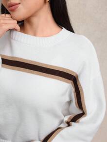 Lacomfia Sweater Wanita Bergaris Colorblock yang Modis & Elegan - Putih - View 8
