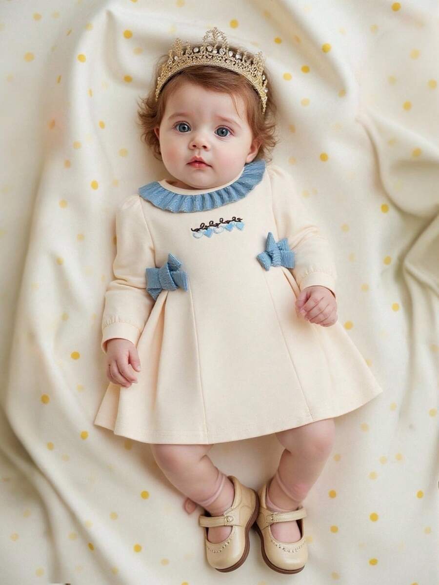 SHEIN 秋季新品新生女婴优雅甜美可爱简约休闲风格蝴蝶结公主裙长袖连体衣 - 藍色 - 查看 1