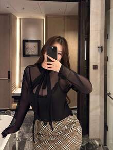 Flirla Fashionable Mesh Patchwork Lace Trim Sexy Long Sleeve Mock Neck T-Shirt - Black - View 3