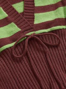 ROMWE Vintage Y2K Striped Deep V Slim Fitted Sweater - Multicolor - View 3