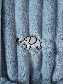 小男孩简约纯色浅蓝色毛绒长袍，带大象刺绣，长袖，连帽，系腰家居服 - 淺藍色 - 查看 6