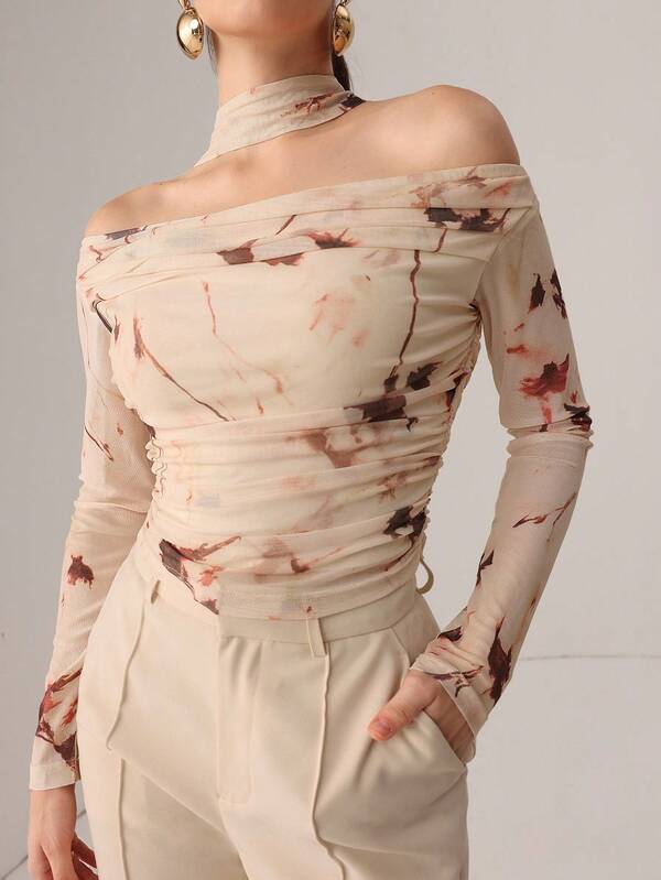 Modelyn 秋季针织性感透视网眼丝带印花T恤