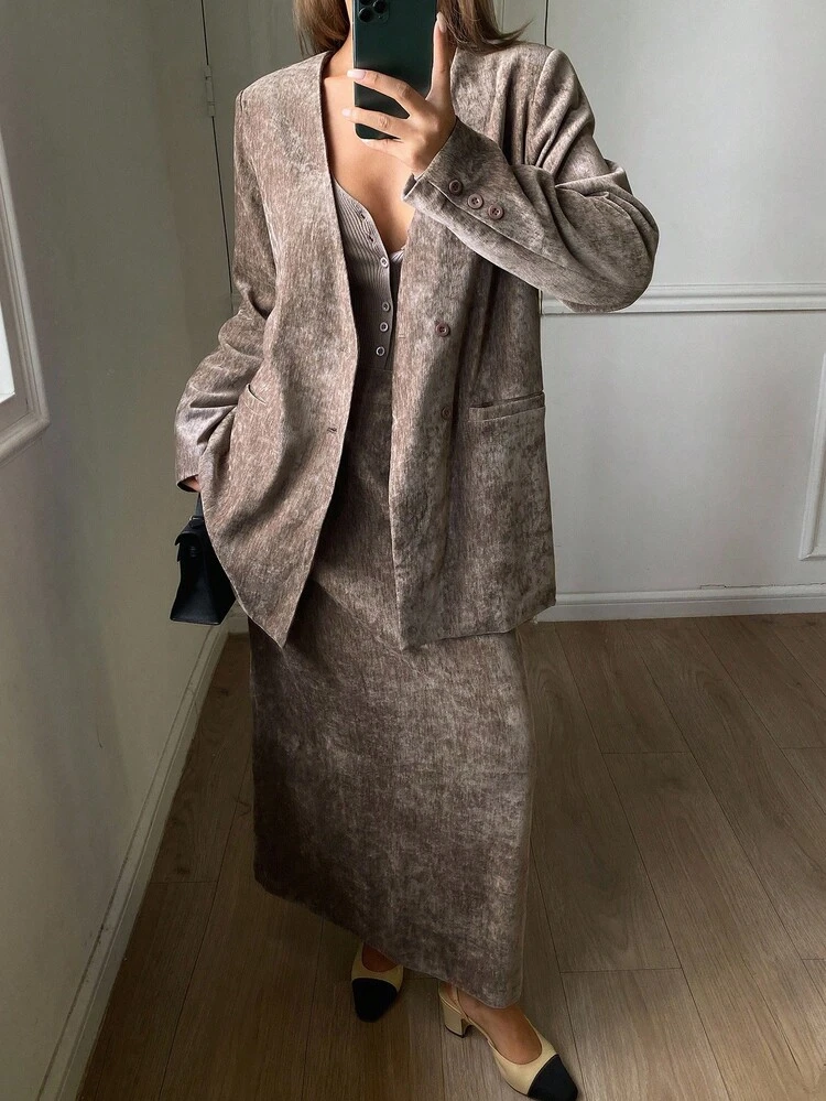2pcs/Set Women Solid Color Loose Velvet Long Sleeve Belted Blazer & Straight Long Skirt Elegant Vintage Thick Suit, Autumn/Winter