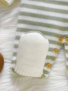 SHEIN 1pc Newborn Striped Crew Neck Long Sleeve Romper, Casual & Minimalist Design - Mint Green - View 7