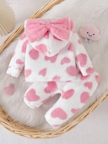 女婴可爱心形图案小熊毛衣、蝴蝶结保暖羊毛连帽上衣和配套毛绒裤套装 - 粉色 - 查看 2