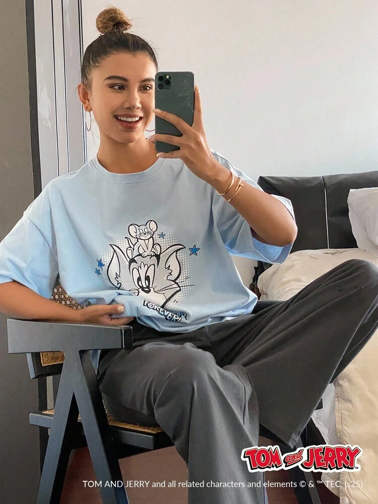 TOM AND JERRY X DAZY Cartoon Print Short Sleeve T-Shirt Top With Solid Color Loose Straight Pajama Pants 2pcs Sleepwear Set