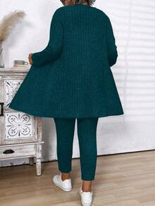 Conjunto casual de mujer talla grande con cárdigan de manga larga acanalado de unicolor, top de tirantes de cuello redondo y pantalones de unicolor - Verde - Ver 2