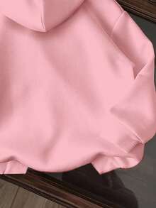 SHEIN EZwear Áo nỉ in chữ "Tôi không quan tâm" theo phong cách tối giản, dáng rộng, chất liệu nỉ dày dặn, thích hợp cho nữ, mùa thu/đông và dịp Giáng sinh. - Màu Hồng baby - Xem 6