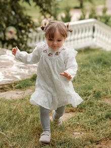 Vintaside Kids 1 件纯色刺绣编织花卉装饰套头衫休闲舒适长袖婴儿/幼儿女孩连衣裙