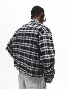 SUMWON Chaqueta casual con botones y estampado de cuadros, manga larga, ligera, de franela sobredimensionada para otoño e invierno - Negro - Ver 3