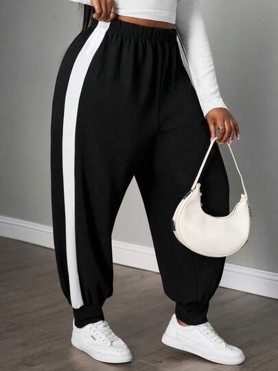 SHEIN PETITE CURVE Plus Contrast Side Seam Sweatpants,Graduation,Teacher,Back To School Comfy Pants Joggers Plus Size,Elastic Waist,Color-Block, Black Pants, Casual, Spring