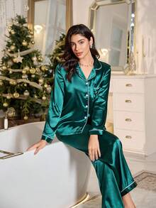 SHEIN 2 Stück Weihnachts-Element bestickter Kragen Langarm Pyjama Set mit Taschen, Faux-Seide, Herbst-Winter Kleidung