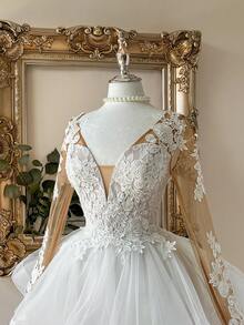 Lovelzi Elegant Luxurious Beige Sheer Long Sleeve Handmade Applique Sexy Open Back Lace Embroidery Patchwork Pleated A-Line Princess Dress With Adjustable Tie Back, Bridal Gift Occasion Gown