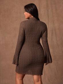 Rustia Vestido ajustado con mangas acampanadas y cuello chino calado para mujer de talla grande, adecuado para salidas, fiestas y banquetes