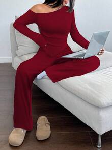 Flirla 女士不对称肩部毛绒T恤+高腰阔腿裤两件套，冬季休闲家居服 - 紅色 - 查看 4
