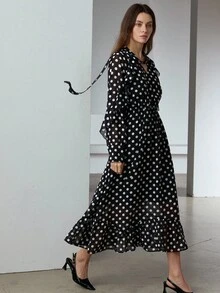 Aveloria Modichic 优雅喇叭形荷叶边波点蝴蝶结领连衣裙 - 彩色 - 查看 1