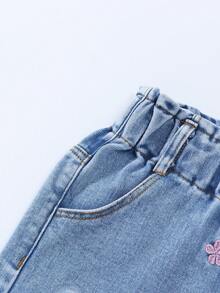 SHEIN ChillGRL Young Girl's Casual Straight Leg Jeans With Rabbit Print, Fashion Streetwear Suitable For School And Daily Wear. Adorable Rabbit Print In Blue And Purple, Ruffle Waistband Design, Relaxed Fit Light Blue Washed Denim. Elastic Waistband Provides Comfort, Suitable For Everyday Outings, Vacation, Campus Life And Hanging Out With Friends. - Blue - View 5