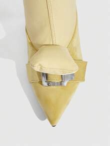 Daringsoles Giày bốt cao đến đầu gối sang trọng, chi tiết khóa cài, mũi nhọn, gót giữa, khóa kéo, túi bên hông, phong cách tiện dụng, thời trang thu đông, giày dự tiệc tối - Màu Khaki - Xem 6