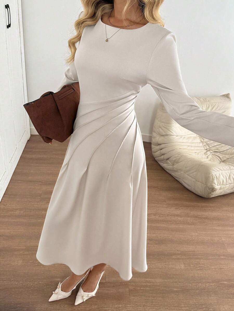 Easowa 不对称褶皱腰 A 字长裙，圆领长袖 - 杏色 - 查看 1