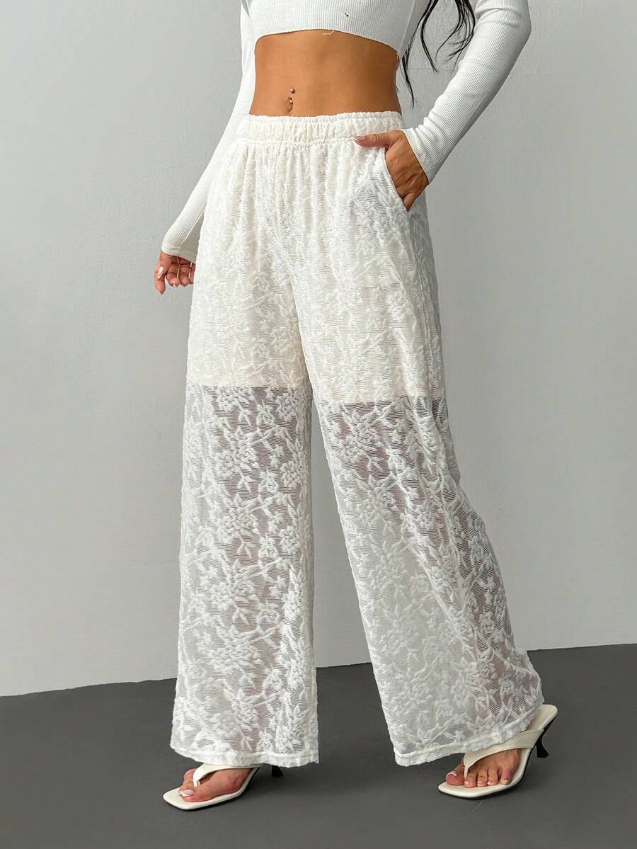 SHEIN PETITE 娇小女士花卉蕾丝弹力腰直筒优雅长裤，优雅女士，感恩节女士必备，蕾丝风格百搭高端休闲风 - 白色 - 查看 1