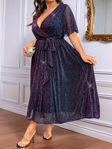 SHEIN CURVE+ Vestido midi de línea A con cuello en V profundo, cintura con efecto ombre y brillo, para mujer de talla grande, para uso en fiestas
