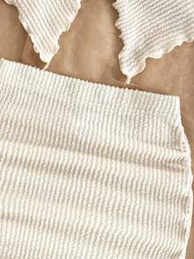 SHEIN Teen Girl Casual Minimalist Comfortable Asymmetric Hem Tube Top And Side Drawstring Skirt Set