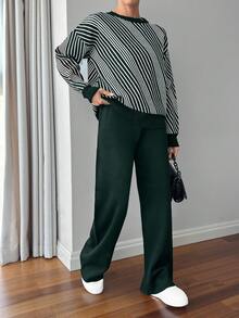 EURMUSE Women Balloon Sleeve Black And White Sweater Co-Ords Set - Dark Green - View 3