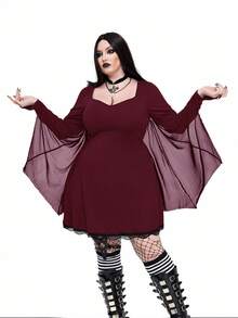 Whyspr 大码女式黑色圆领束腰修身街头风格 A 字下摆蕾丝花边深色朋克蕾丝花边蝙蝠袖巫婆连衣裙，适合万圣节、返校、节日 - 酒紅色 - 查看 3