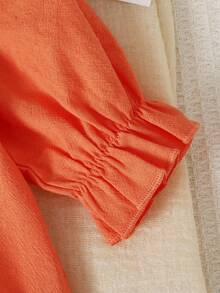 SHEIN Playful Pals 女婴乡村风刺绣彼得潘领蝴蝶结荷叶边袖口长袖连体衣，秋季款 - 橘色 - 查看 3