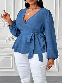 SHEIN CURVE+ Camisa casual de talla grande para mujer con mangas farol y lazo, de unicolor