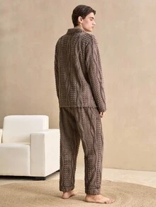 男士长袖提花毛绒上衣和长裤睡衣套装，秋冬保暖舒适