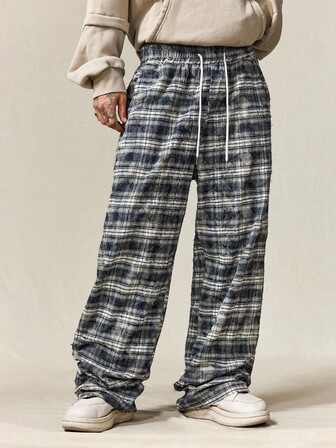 Street Life Men Fashion Street Collegiate Style Plaid Print Drawstring Waist Loose Wide Leg Pants, Fall