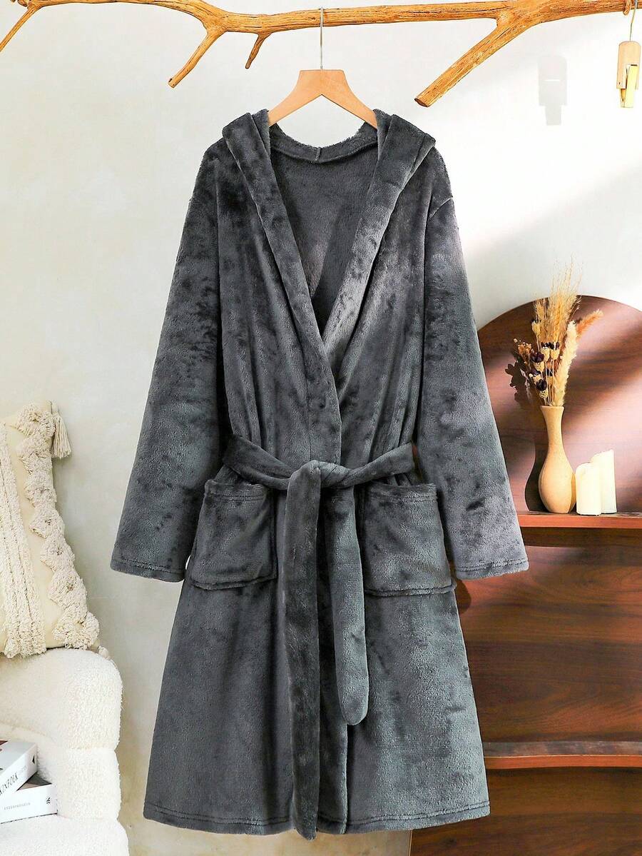 1pc Teenage Boys' Plush Hooded Robe, Dark Gray, With 2 Large Pockets, Soft Flannel Fabric, Smooth Texture, Comfortable For Winter Home Wear, Suitable For Family Matching Outfits