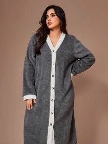 Lazeform 加大码撞色法兰绒长袖蓬松睡袍，女士冬季保暖舒适