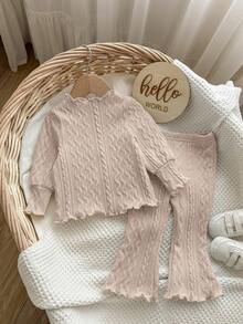 SHEIN Babygirl 秋冬可爱杏色荷叶边长袖上衣和松紧腰喇叭裤套装 - 杏色 - 查看 5