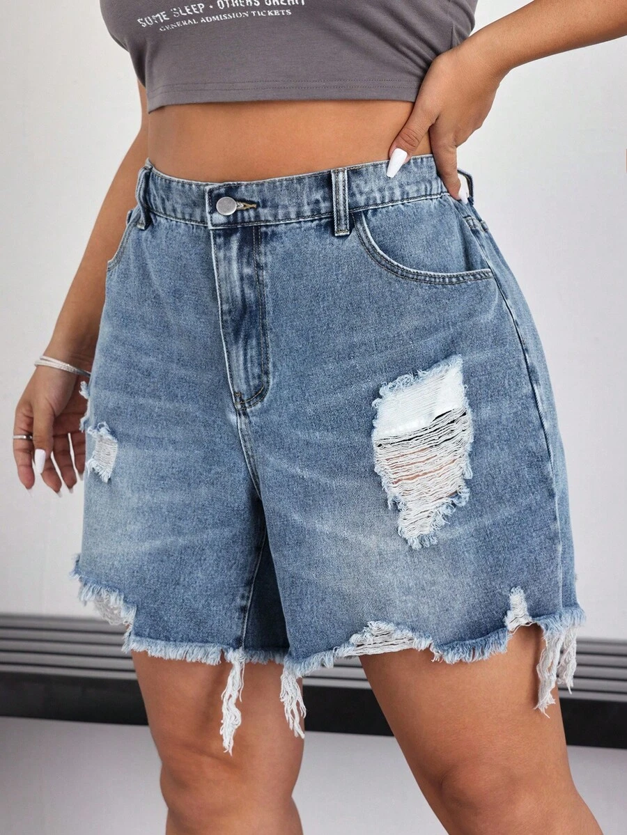 SHEIN EZwear Shorts de mezclilla informales de talla grande para el verano con dobladillo desgarrado y deshilachado
