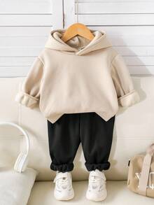 SHEIN 2 件套男婴可爱百搭字母图案连帽衫 + 绿色慢跑裤套装，男女通用秋冬婴儿服装 - 黑色 - 查看 2