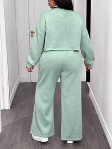 Slaydiva 秋冬新款休闲街头运动日常穿搭简约基础款圆领落肩宽松短款长袖毛衣上衣 + 阔腿直筒口袋裤 - 綠色 - 查看 10