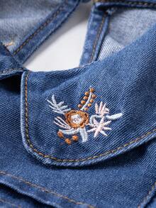 SHEIN Váy denim cho bé gái, thiết kế cổ Peter Pan dễ thương mới, váy denim thêu màu xanh bạc hà. Thoải mái & đa năng, thiết yếu cho trang phục hàng ngày - Rửa trung bình - Xem 6