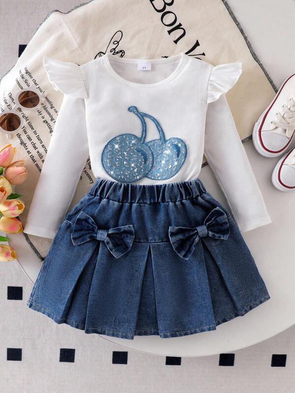 Conjunto de 2 piezas de camiseta de manga larga acanalada con bordado de cereza y falda de mezclilla con pliegues y moño para niñas pequeñas, casual y cómodo, para primavera/otoño