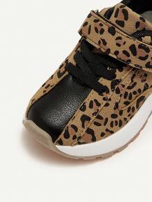 Cozy Pixies 一双女童黑色豹纹跑步鞋时尚简约设计返校可爱运动鞋儿童运动鞋 - 豹紋 - 查看 6