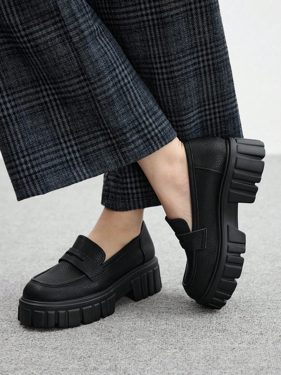 CUCCOO BIZCHIC 女士经典乐福鞋厚底平底鞋，舒适休闲一脚蹬鞋，适合通勤和日常穿着 - 黑色 - 查看 1