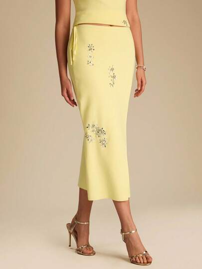 Enchnt Fall/Winter Romantic Women's Butter Yellow Sparkle Floral Rhinestone Decor Knitted Pencil Long Knit Skirt, Chic&Elegant&Fashionable For Vacation&Date&Holiday&Graduation&Wedding Guest&Office&Going Out&Halloween&Christmas,Back To School,Fall Skirts For Women,Autumn ,New Years Women