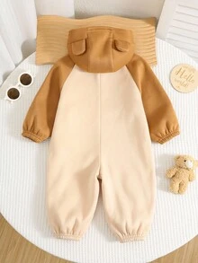 SHEIN 男婴/女婴休闲运动可爱趣味熊猫刺绣撞色连帽连体衣，适合秋冬穿着，室内外皆宜 - 卡其色 - 查看 2